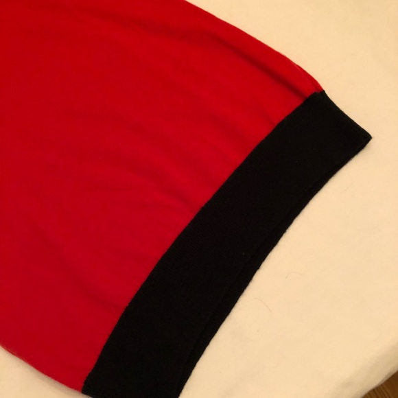 Banana Republic Sweater - Picture 3 of 6